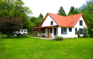 Ranch House on 880-acre Ranch in Argentine Lake District - Villa Lago Rivadavia, Argentina