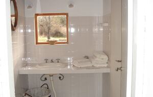 Gorgeous 880 Acre Argentina Ranch - Villa Lago Rivadavia, Argentina