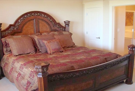 Lake Travis Villa - Hollows Resort - Jonestown, Texas