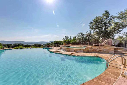 Lake Travis Villa - Hollows Resort - Jonestown, Texas