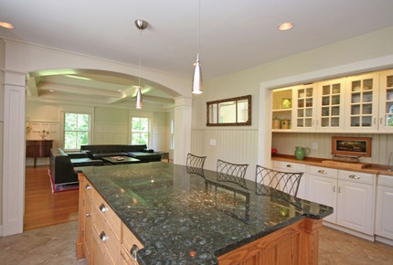 Elegant Country Estate - Newtown, Connecticut