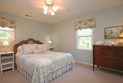 Elegant Country Estate - Newtown, Connecticut