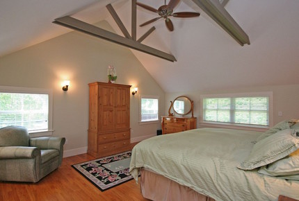 Elegant Country Estate - Newtown, Connecticut
