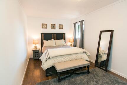 Enriquez Vineyard Cottage - Forestville, California