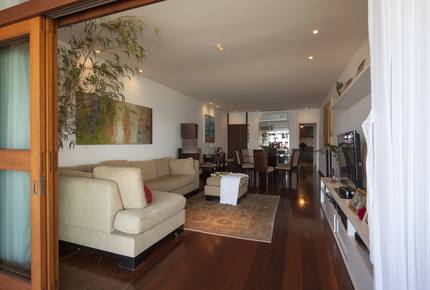 Barra da Tijuca Beachfront Apartment