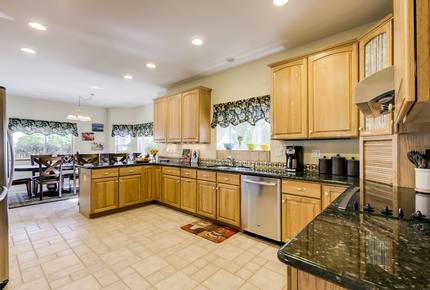 Gorgeous Home Nestled in the Pines of the Country Club - Flagstaff, Arizona