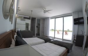 White Villa - Exquisite Modern Luxury Island Villa - Providenciales, Turks and Caicos Islands