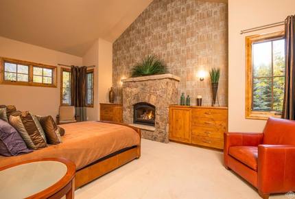 Luxe Vail Estate - High Point - Vail, Colorado