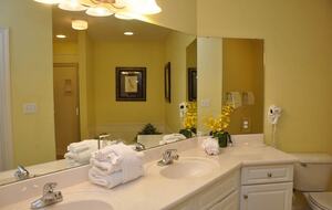 Phoenix on the Bay Waterfront Resort - Orange Beach, Alabama