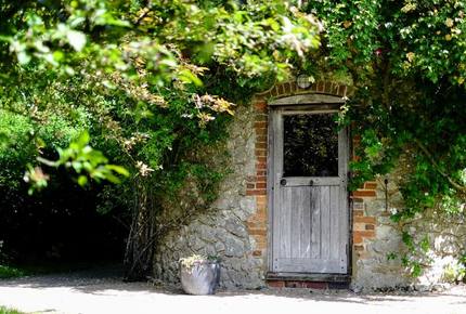 Elvey Farm (HS) - Kent, United Kingdom