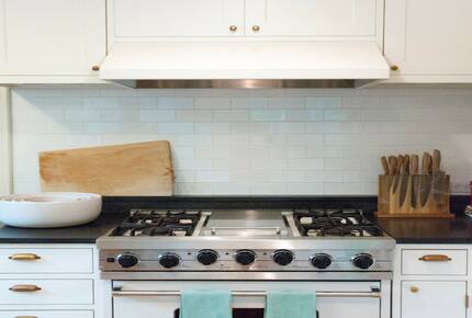 Sag Harbor Charming Victorian Cottage - Hamptons - Sag Harbor, New York