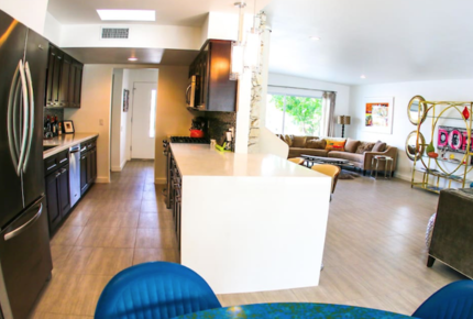 Modern Palm Springs Dream Villa - Palm Desert, California