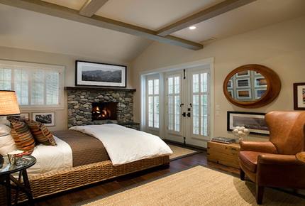The Earleton Carriage House at Butterfly Beach - Montecito, California