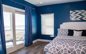 Front Row Galveston - Galveston, Texas