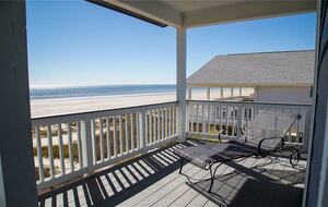 Front Row Galveston - Galveston, Texas