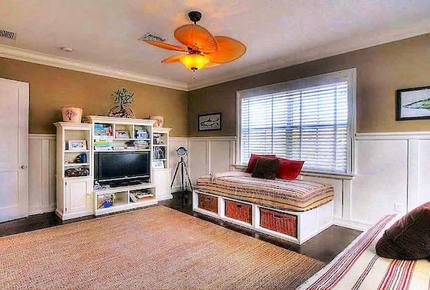Middle Keys Waterfront Masterpiece - Marathon, Florida