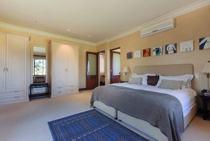 Cape Winelands Villa - Paarl, South Africa