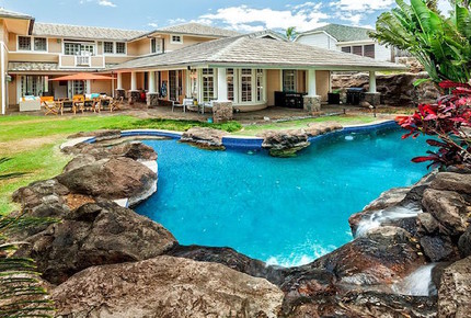 Private Gated Honolulu Oasis