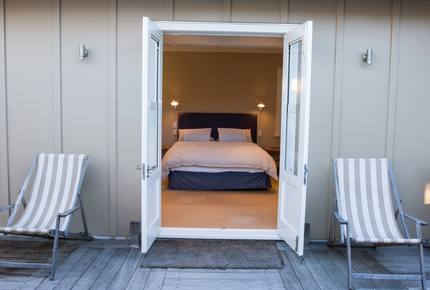 The Boathouse - Hawkes Bay, New Zealand