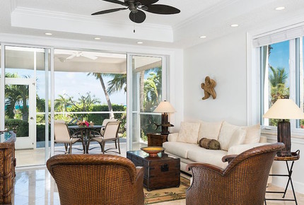 Elegant Condo on Beautiful Grace Bay Beach - Providenciales, Turks and Caicos Islands