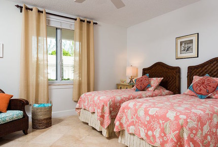 Elegant Condo on Beautiful Grace Bay Beach - Providenciales, Turks and Caicos Islands