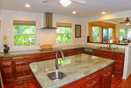 Stunning Views of the Kona Coast, close to attractions - Kailua-Kona, Big Island, Hawaii