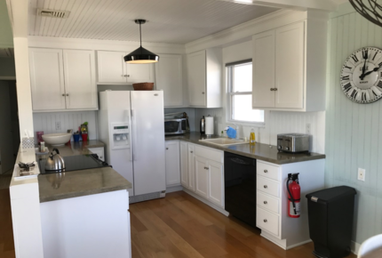 Avalon House by the Sea