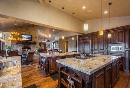 Park City Private Luxury Mansion - Park City, Utah