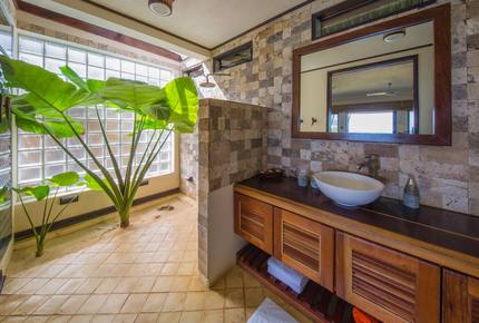 CURATED BOUTIQUE ISLAND HIDEAWAYS - Little Corn Island, Nicaragua