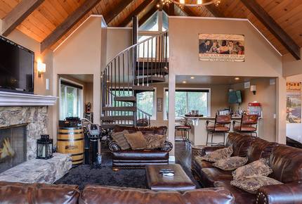 Lake Arrowhead Gem - Lake Arrowhead, California