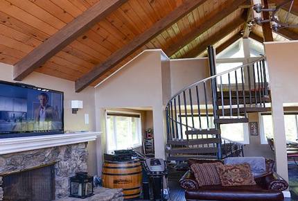 Lake Arrowhead Gem - Lake Arrowhead, California