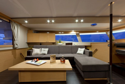 TradeWinds 59’ 5-Cabin Crewed Catamaran Luxury Class – Guadeloupe Sailing Vacation
