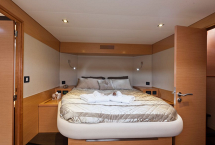 TradeWinds 59’ 5-Cabin Crewed Catamaran Luxury Class – Guadeloupe Sailing Vacation - Guadeloupe, Guadeloupe