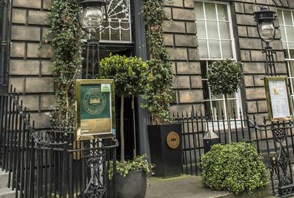 CURATED SPORTING LIFESTYLES - Tee It Up on The Old Course & Whisky Trail, Scotland