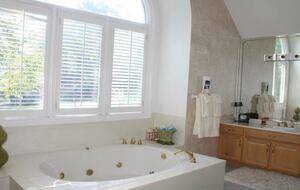 Elegant and Spacious Georgia Home - Roswell, Georgia