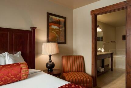 Grand Lodge 4 Bedroom Ski-in/Ski-out Luxury Residence - Breckenridge, Colorado