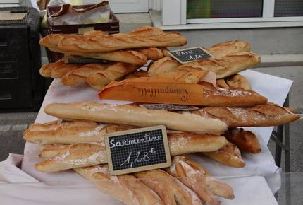CURATED WINE ROUTES - Sipping the Bordeaux & Dordogne, France