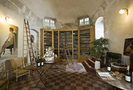 CURATED WINE ROUTES - Vineyard Gems of Provence, France