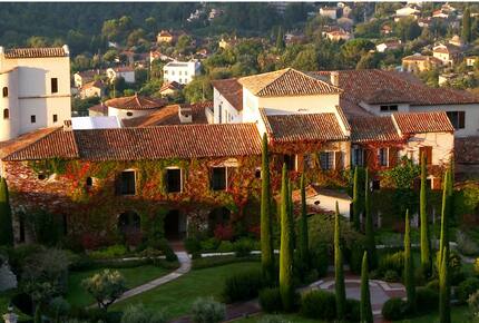 CURATED WINE ROUTES - Vineyard Gems of Provence, France