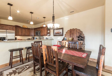 Bear Lodge 4 Bedroom Luxury Condo - Steamboat Springs, Colorado