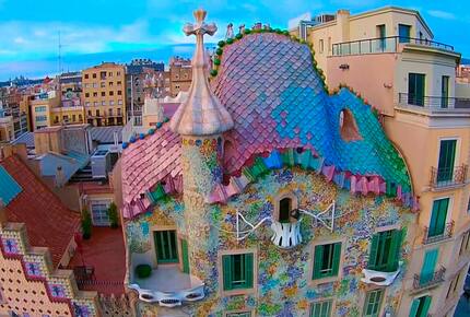 CURATED CITY SPREE - The Best of Barcelona, Spain