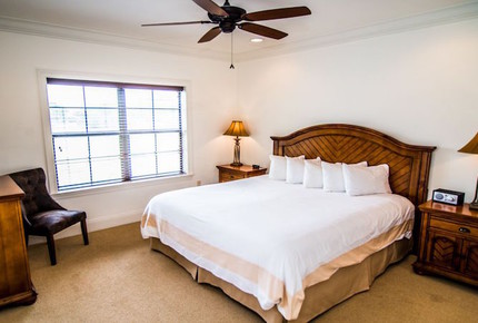 Villa Lago - Miramar Beach, Florida