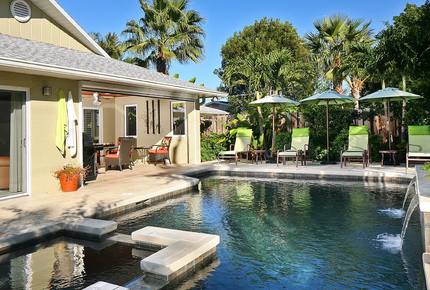 Quiet Luxury - Naples, Florida