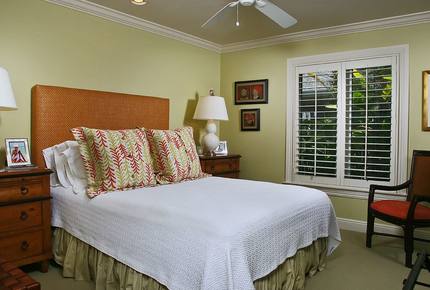 Quiet Luxury - Naples, Florida