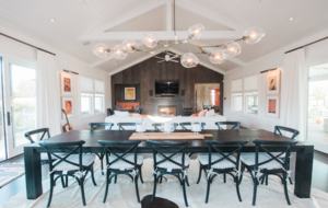 Dining table Branching Bubble chandelier by Lindsey Adelman.