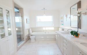 The principal bathroom with freestanding bathtub.