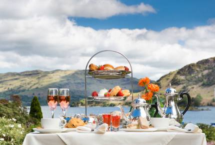 CURATED CULTURAL CLASSICS - The English Gardens & Lake District, England