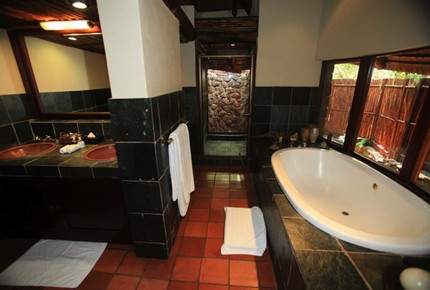 Tsheshepe Game Lodge