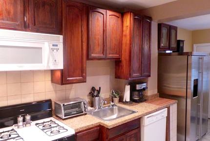 Capitol Hill Townhome - Washington, District of Columbia