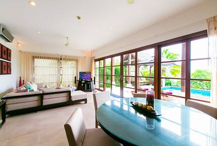 Kanda Balcony Pool Villa